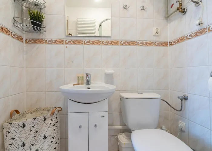 Strzelecka Urban By Bookinghost Katowice