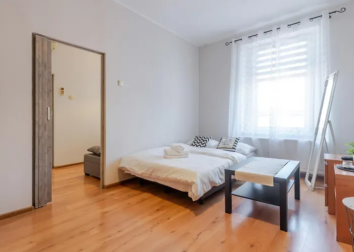 Strzelecka Urban By Bookinghost Katowice